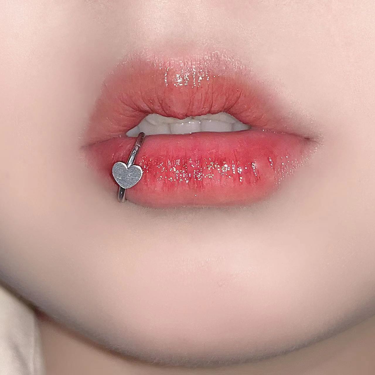 Anneau à lèvres en acier inoxy - Body Jewelry Vertical Labret avis et prix